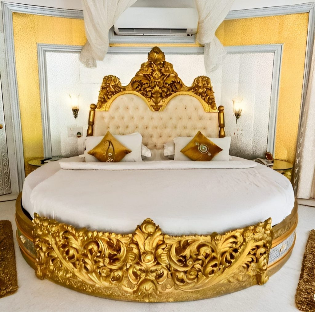 King Size Round Bed